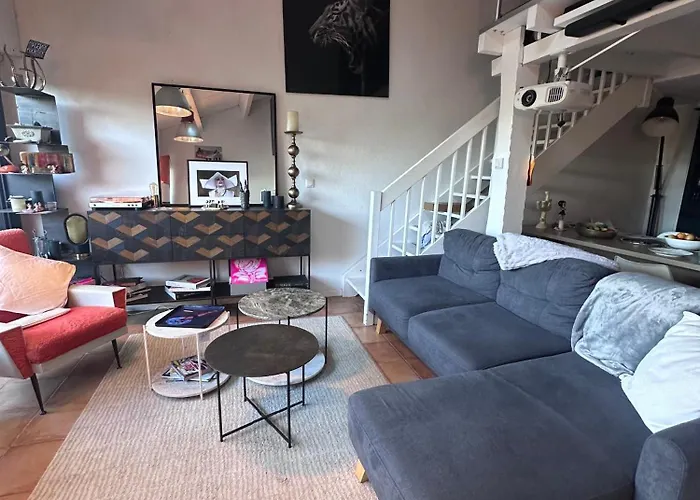 Duplex Atypique Proche Ocean Lägenhet Anglet